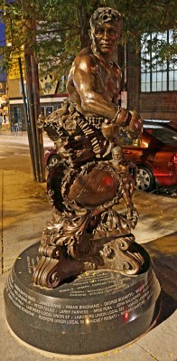 15_11_04 2 Giardello Statue