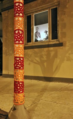 15_11_23 8 Passyunk Yarn Bomb_9478