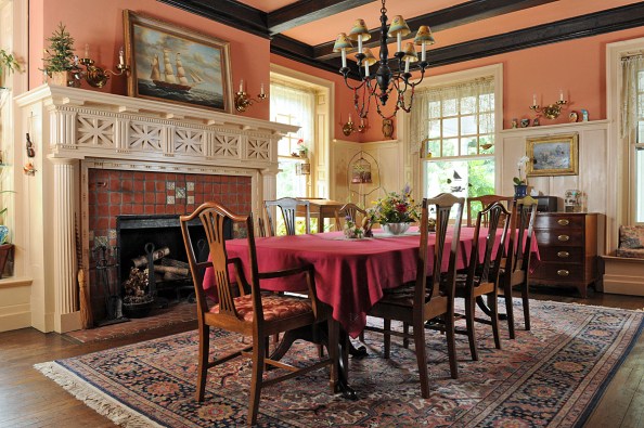 15_12_01 2 Okie Dining Room_9305