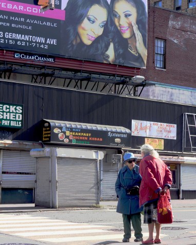 16_05_06 5 Karen Benson Ladies Talking