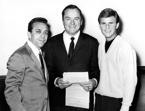 16_05_24 2 Bobby Rydell Mike Douglas