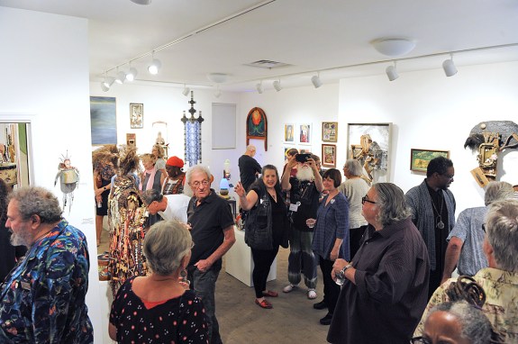 17_10_16 6 Dumpster Diver Exhibit DC_4107